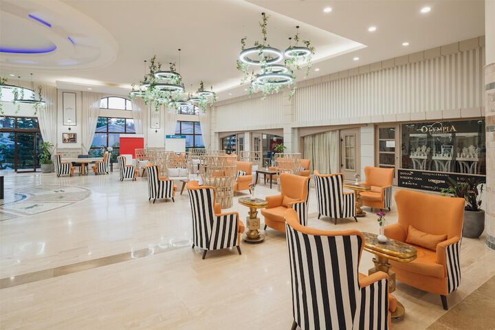 Lobby Entry