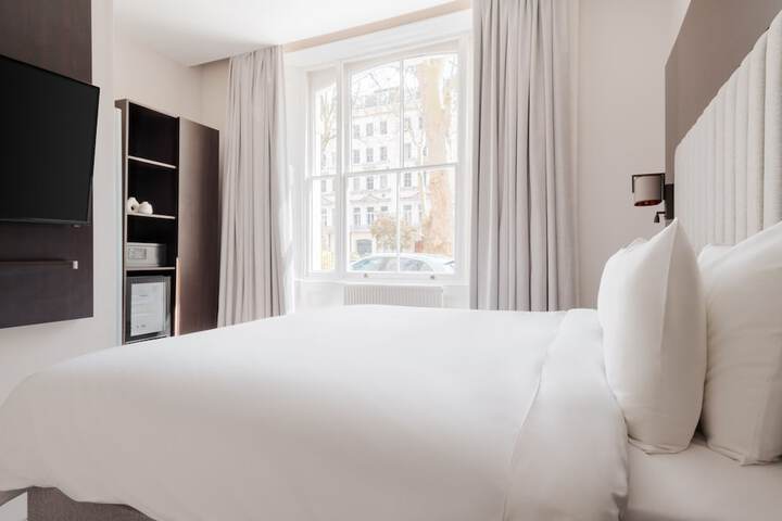 Room 21 of 68