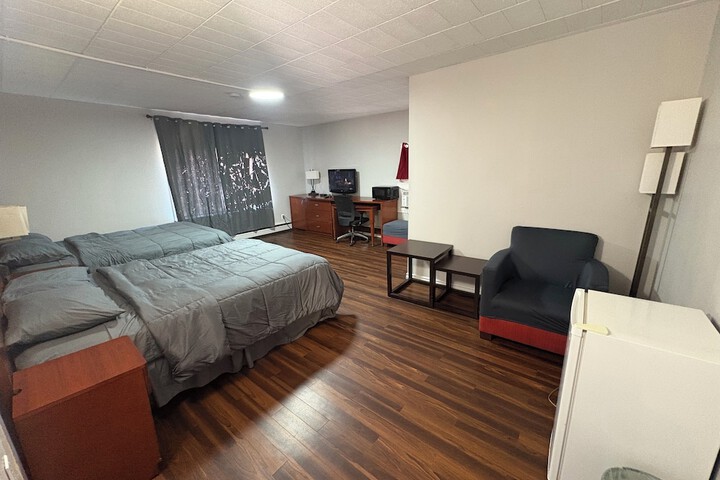 Room 13 of 61