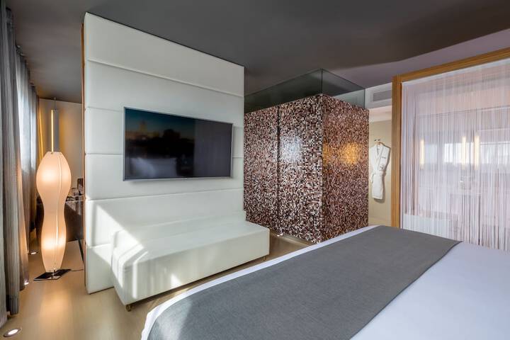 Room 20 of 113