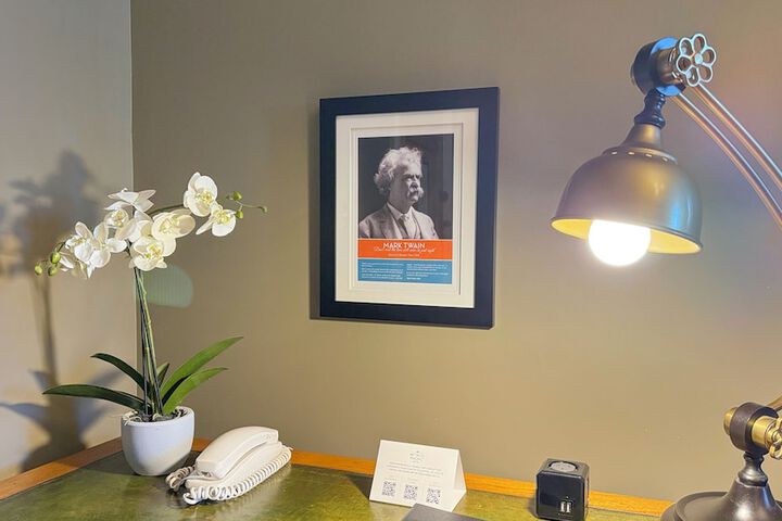 Room 50 of 87