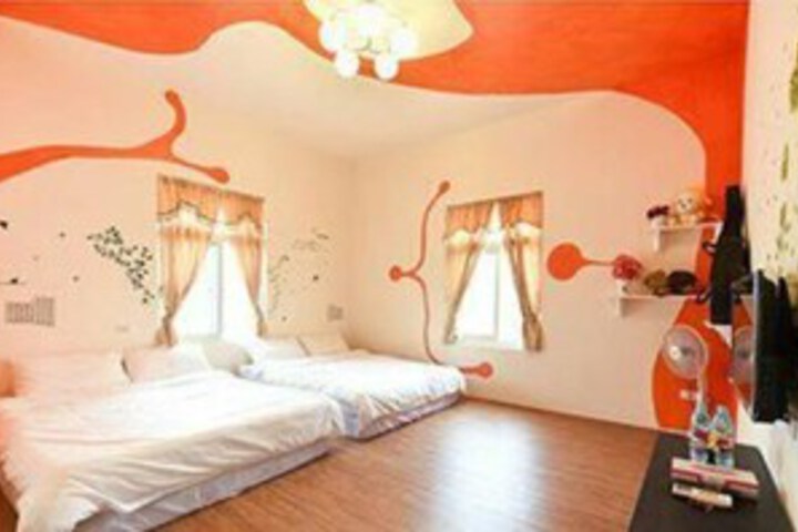 Room 16 of 22