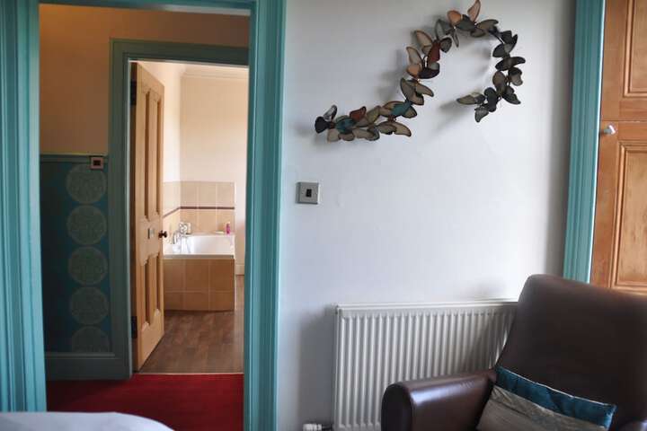 Room 16 of 66