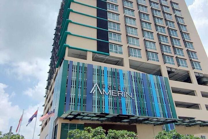 Exterior of Amerin Hotel Johor Bahru