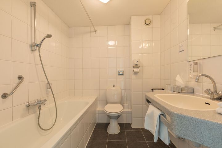 Room 20 of 52