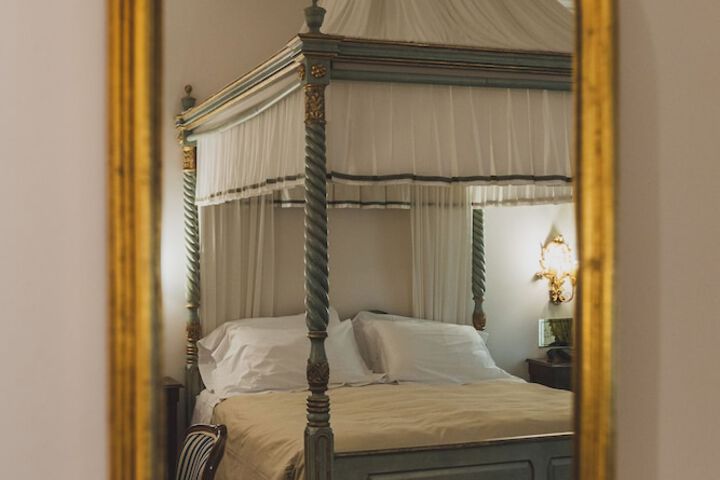 Room 58 of 181