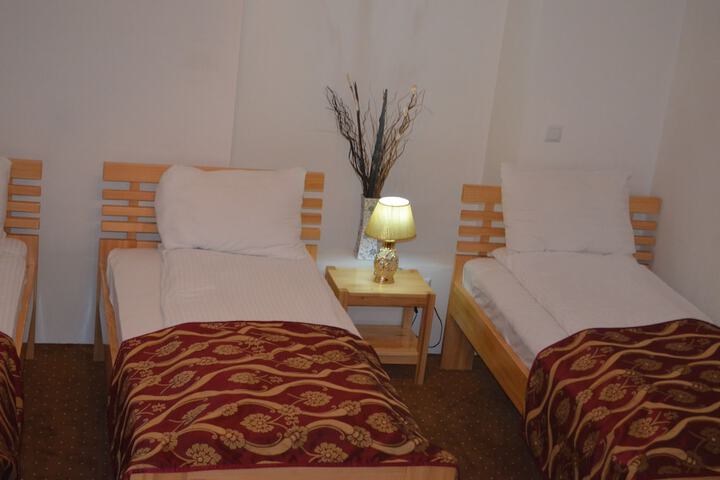 Room 49 of 78