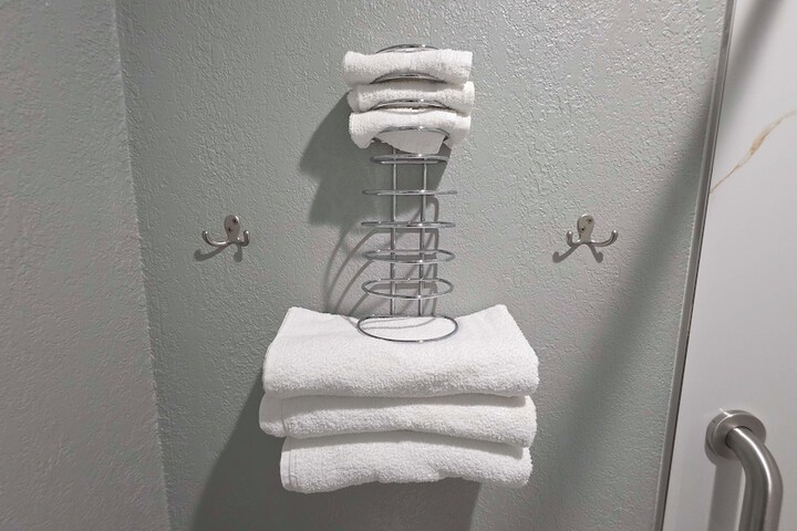 Room 53 of 73