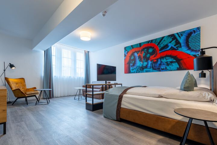 Room 18 of 42