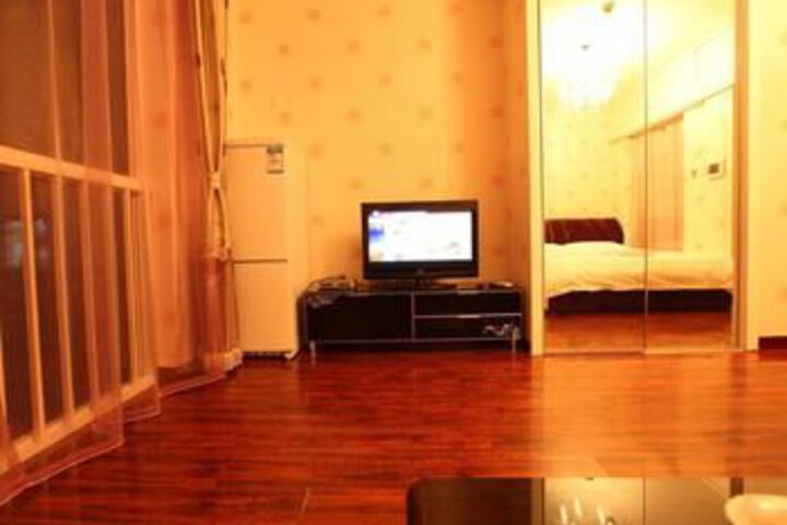 Room 23 of 42