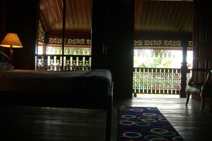 Room 7 of 30