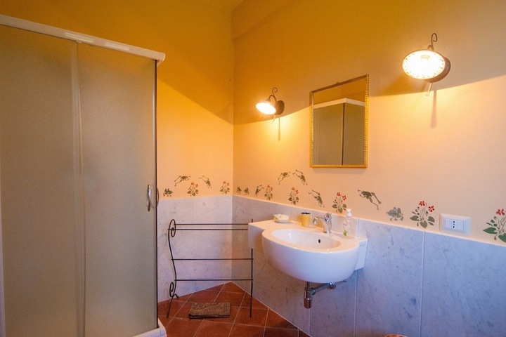 Room 21 of 41