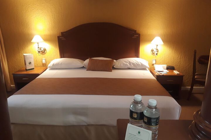 Room 10 of 95