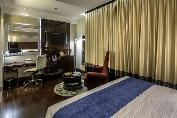 Room 14 of 35