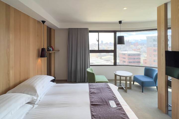 Room 19 of 53