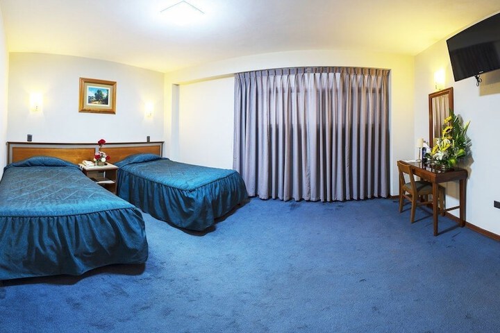 Room 16 of 35