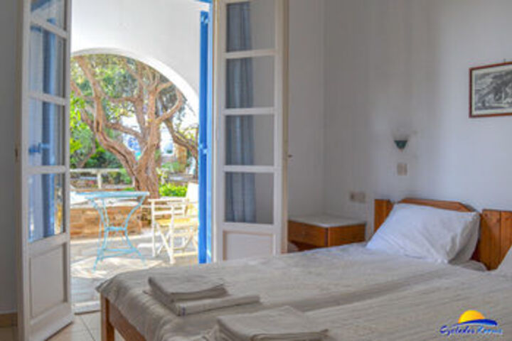 Cyclades Rooms