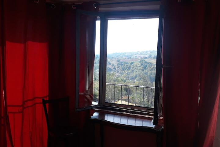 Room 26 of 42