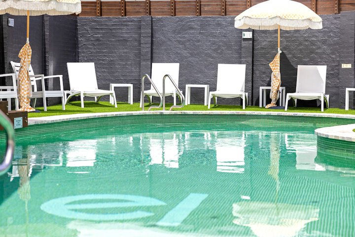Pool 55 of 56