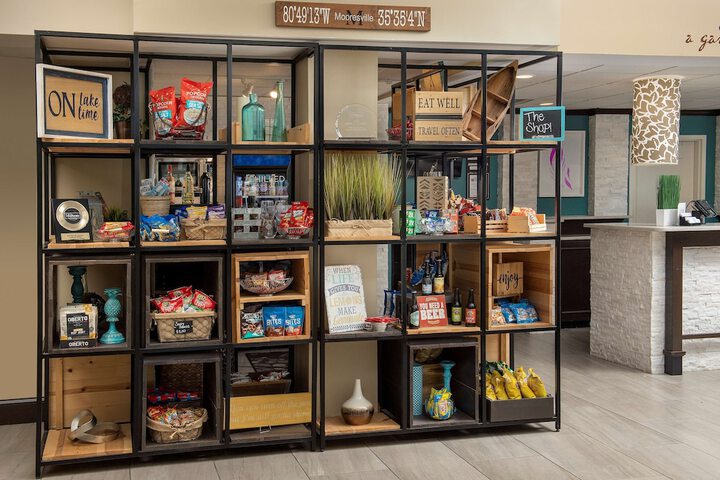 Snack bar