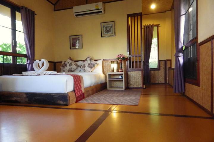 Room 12 of 133