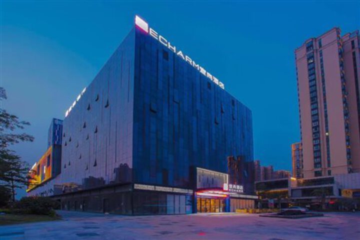 ECHARM HOTEL (ZHANGZHOU JIAOMEI CRH STAT