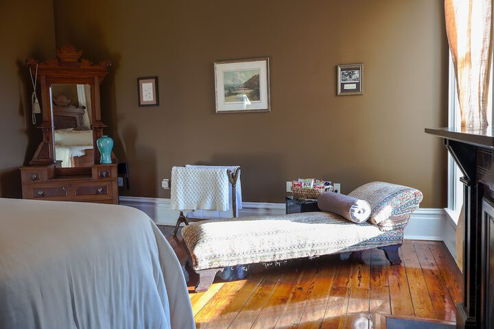 Room 42 of 78