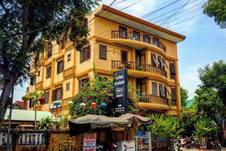 DKs Backpacker Hotel