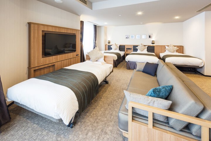 Room 10 of 58