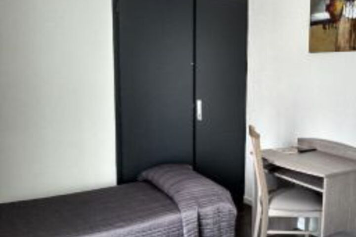Photo 10