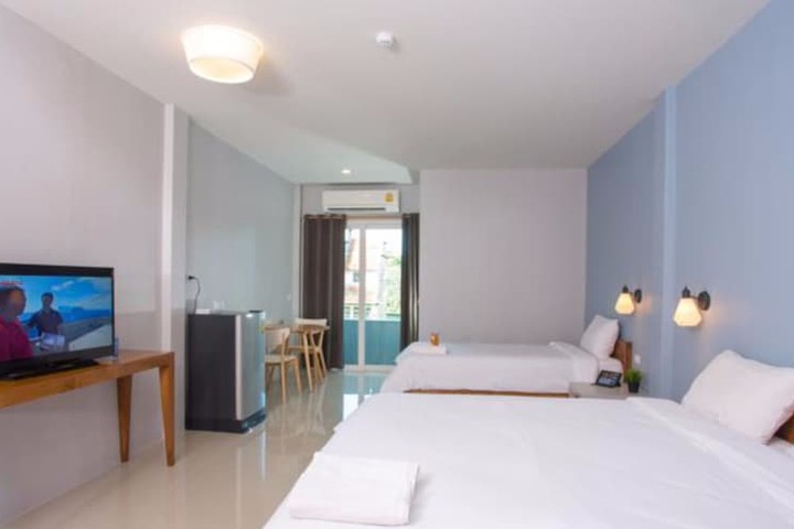 Room 5 of 34