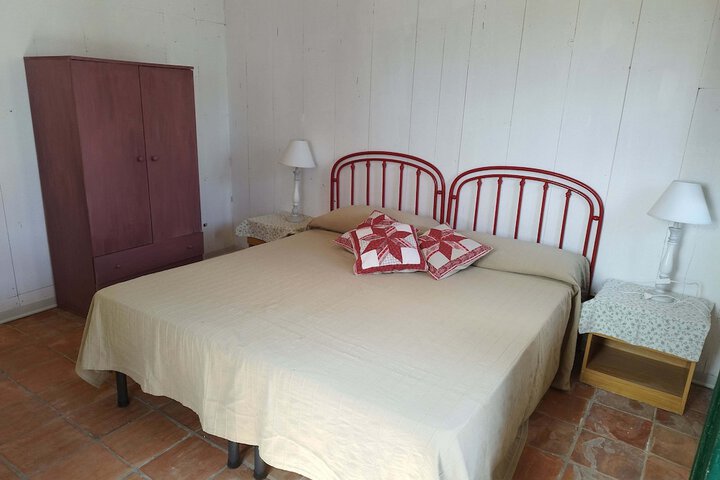 Room 7 of 28