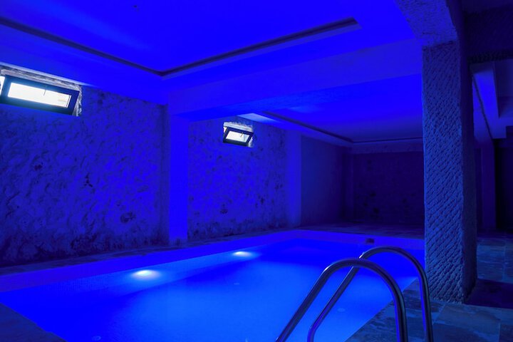 Pool 31 of 48