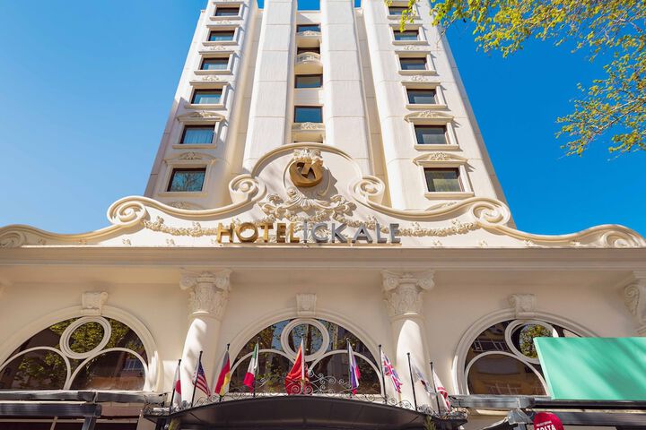 Hotel 70 of 74