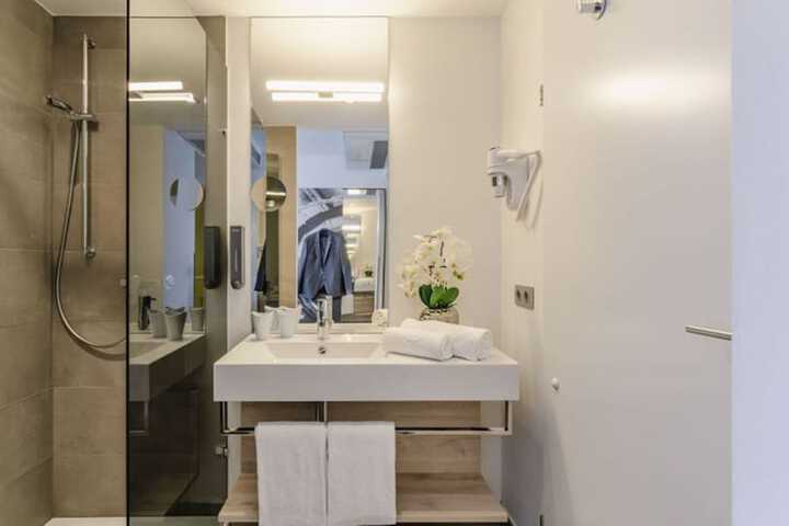 Clean Restrooms