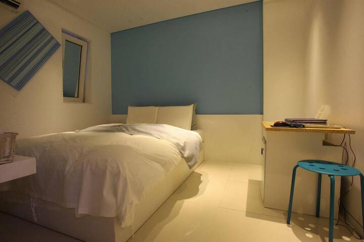 Treatment Room Pic