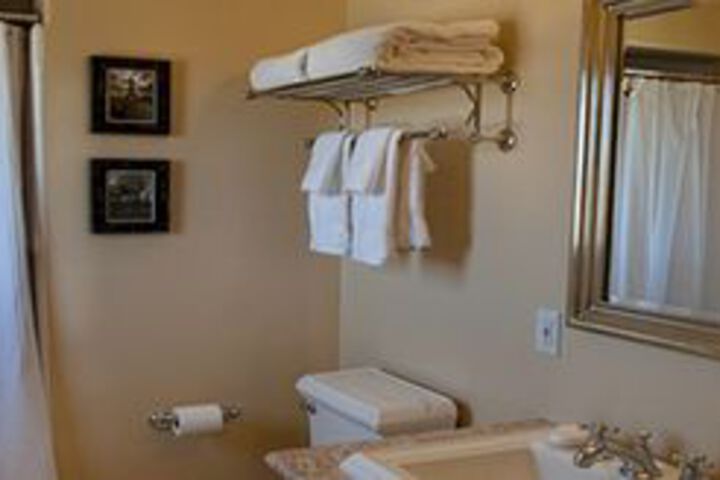Room 2 of 30