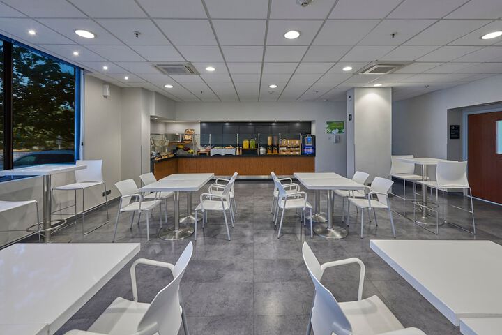 Breakfast/Coffee Service 29 of 48