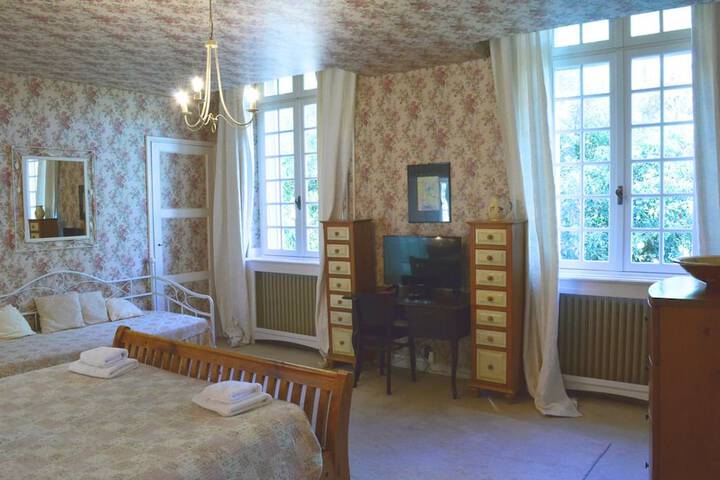 Room 12 of 61