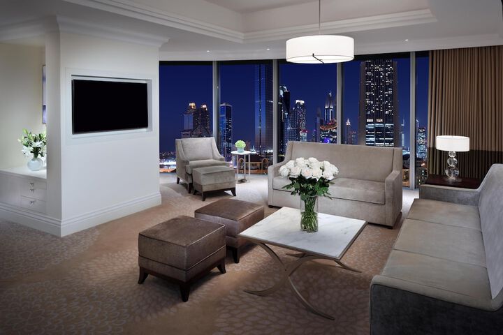 Room 50 of 198