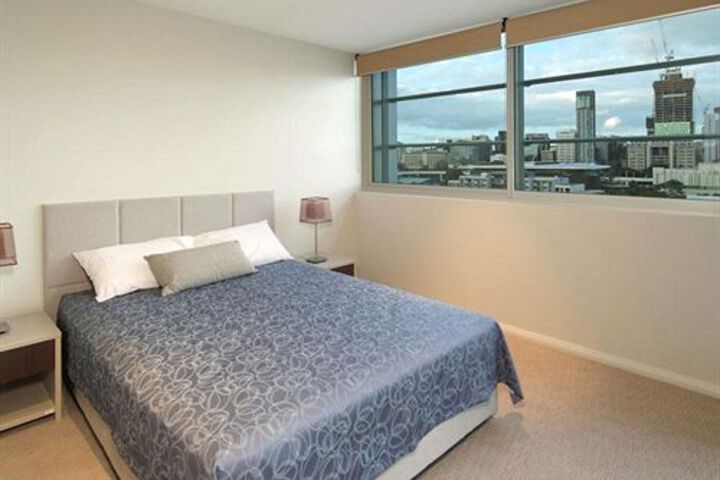 Room 15 of 90
