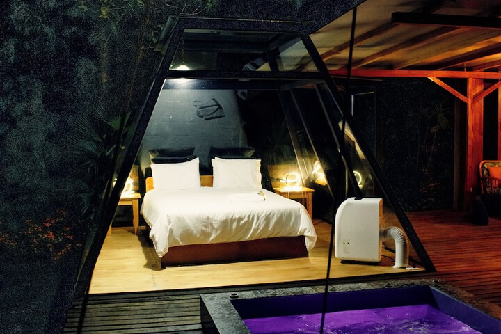 Room 13 of 50