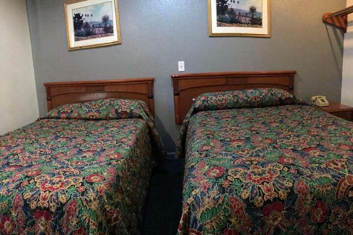 Room 23 of 46
