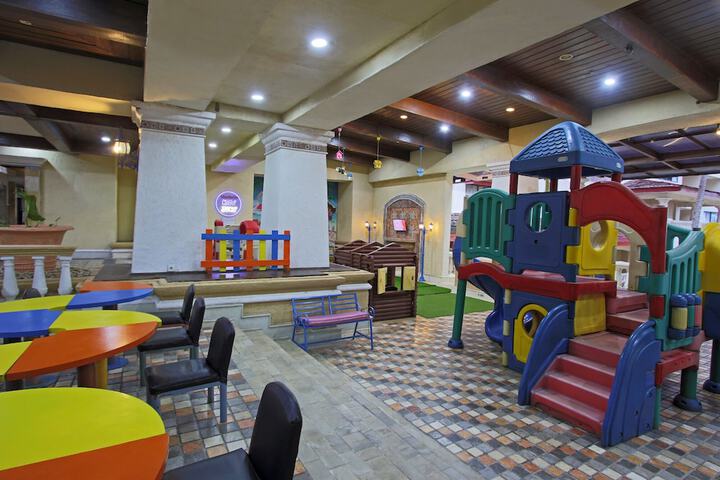 Children's play area - indoor