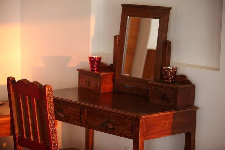 Room 10 of 61
