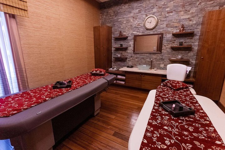 Spa 195 of 336