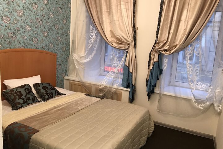 Room 17 of 21