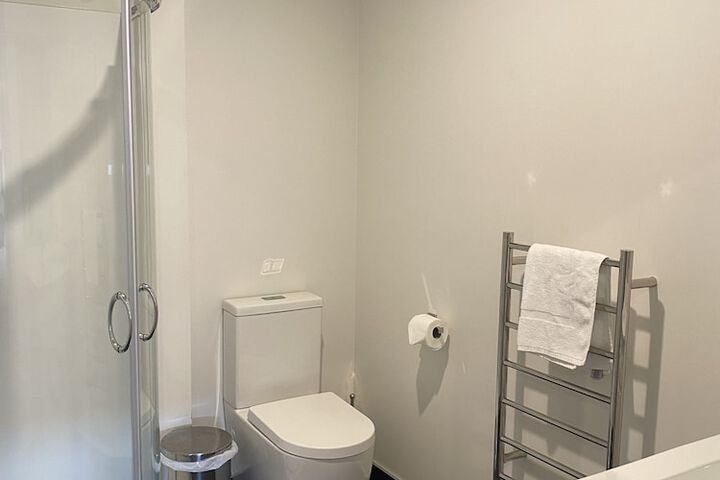 Room 33 of 44