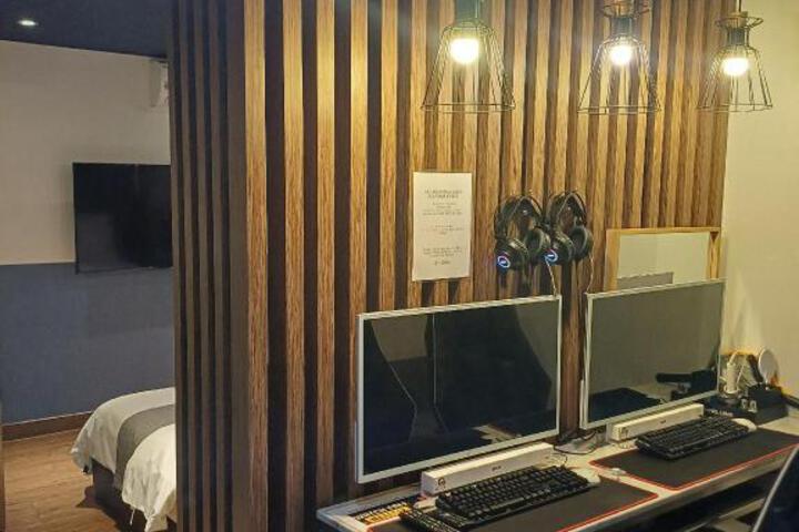 Photo 16