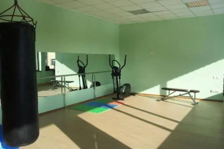 Room 12 of 27